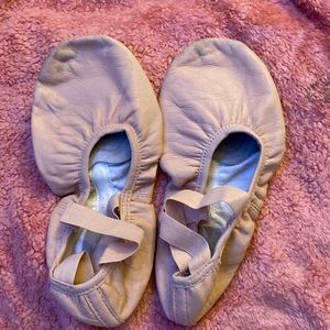 Size 9 Eurotard leather split sole crisscross elastic, ballet shoes